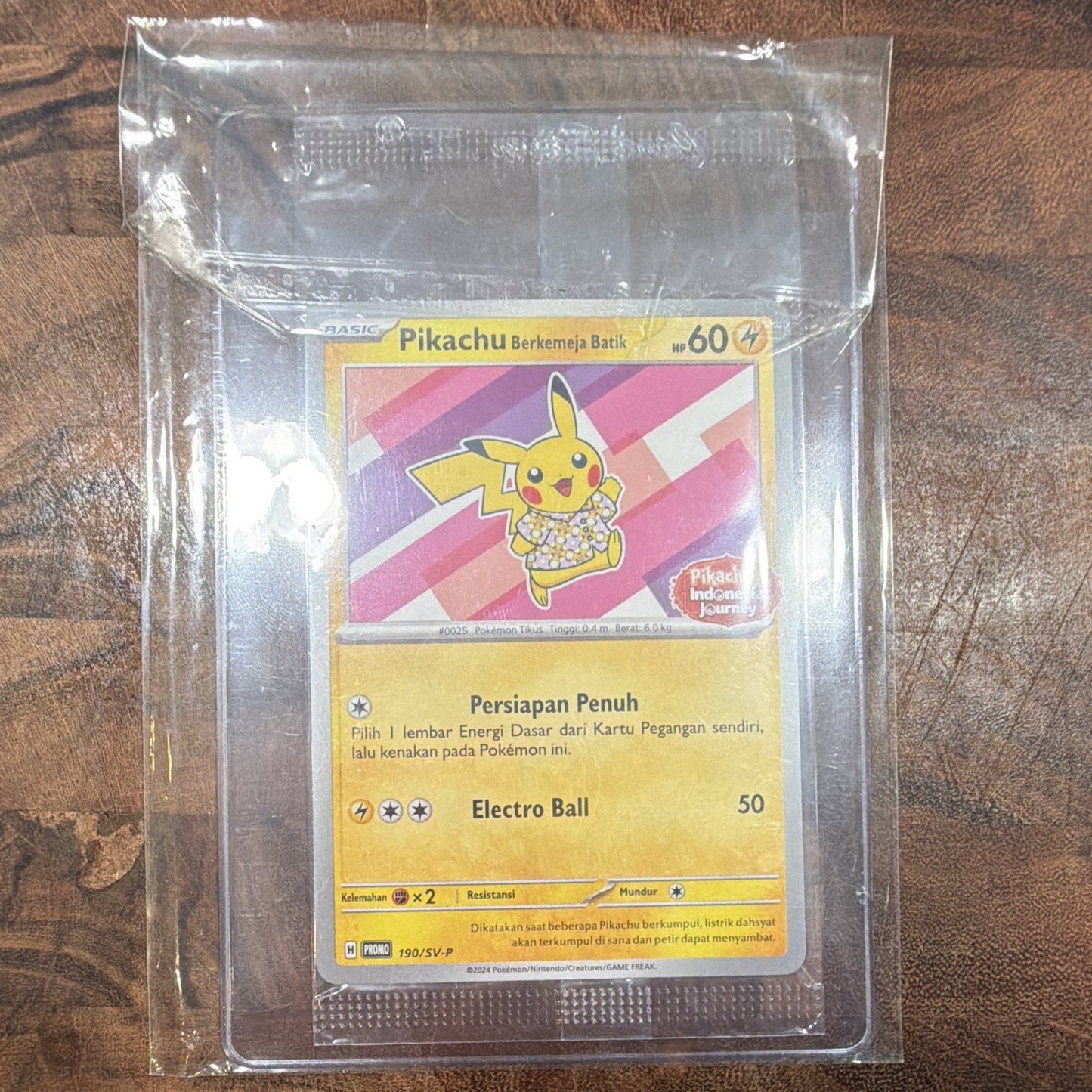 Pokémon Pikachu Berkemeja Batik 190/SV-P Promo Holo Indonesian 2024 60 HP